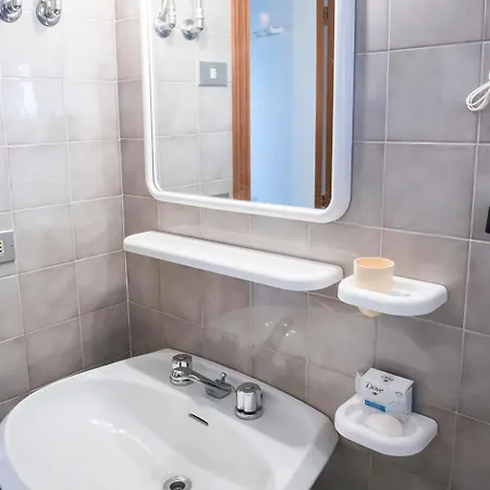 M317 - Marcelli, Trilocale Con Giardino E Vista Mare Apartment *